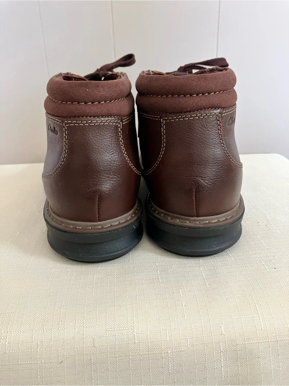 Clarks Men’s Brown Mahogany Leather Lace-Up Boots Size 9W